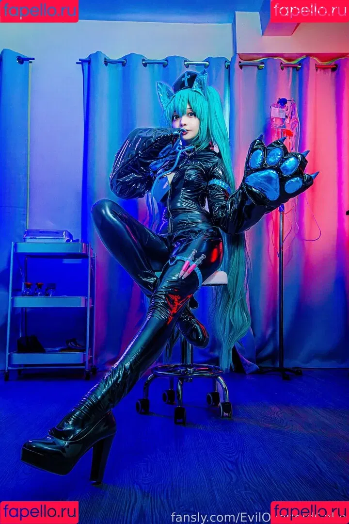 Evil Overlord Gabo / GaboVillain / eviloverlord_gabo Onlyfans Photo Gallery 