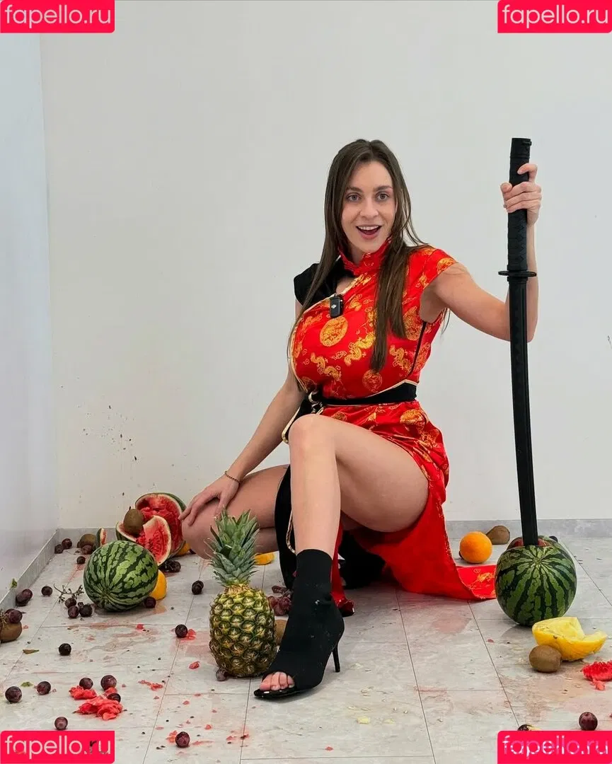 Josephine Jackson / https: / josephinexxx / ta.sama.actorka Onlyfans Photo Gallery 