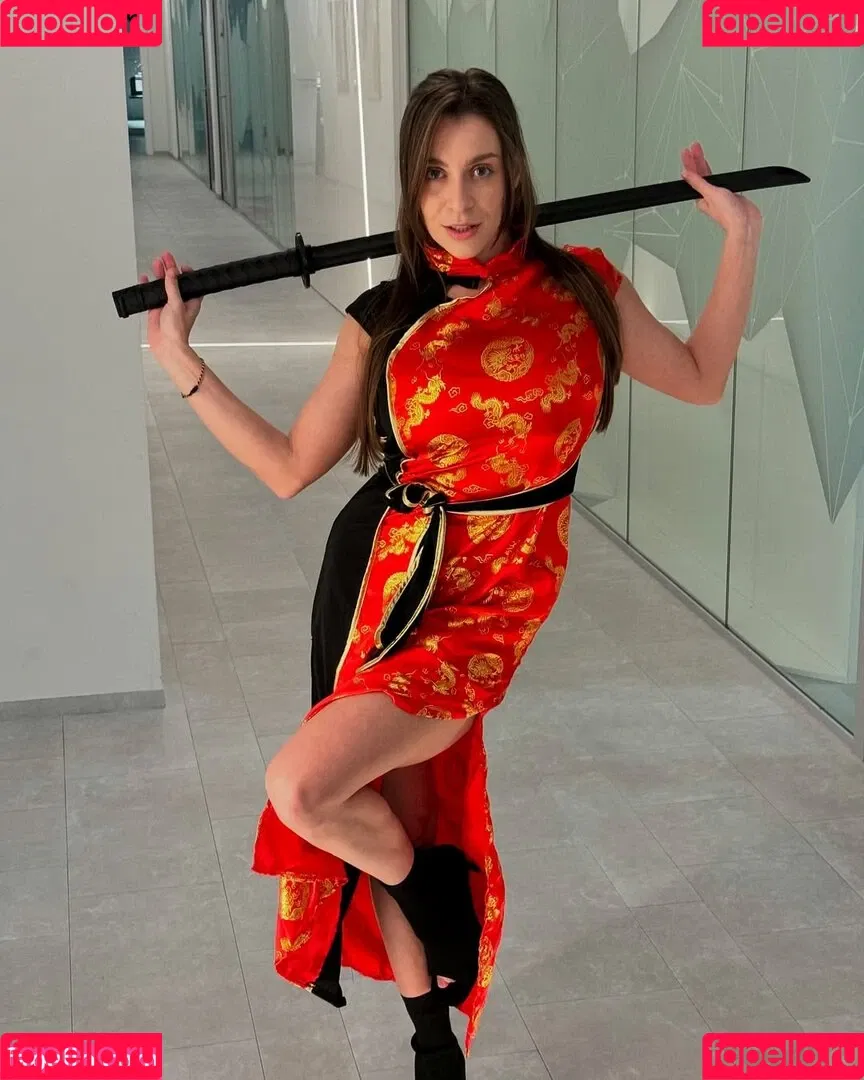 Josephine Jackson / https: / josephinexxx / ta.sama.actorka Onlyfans Photo Gallery 