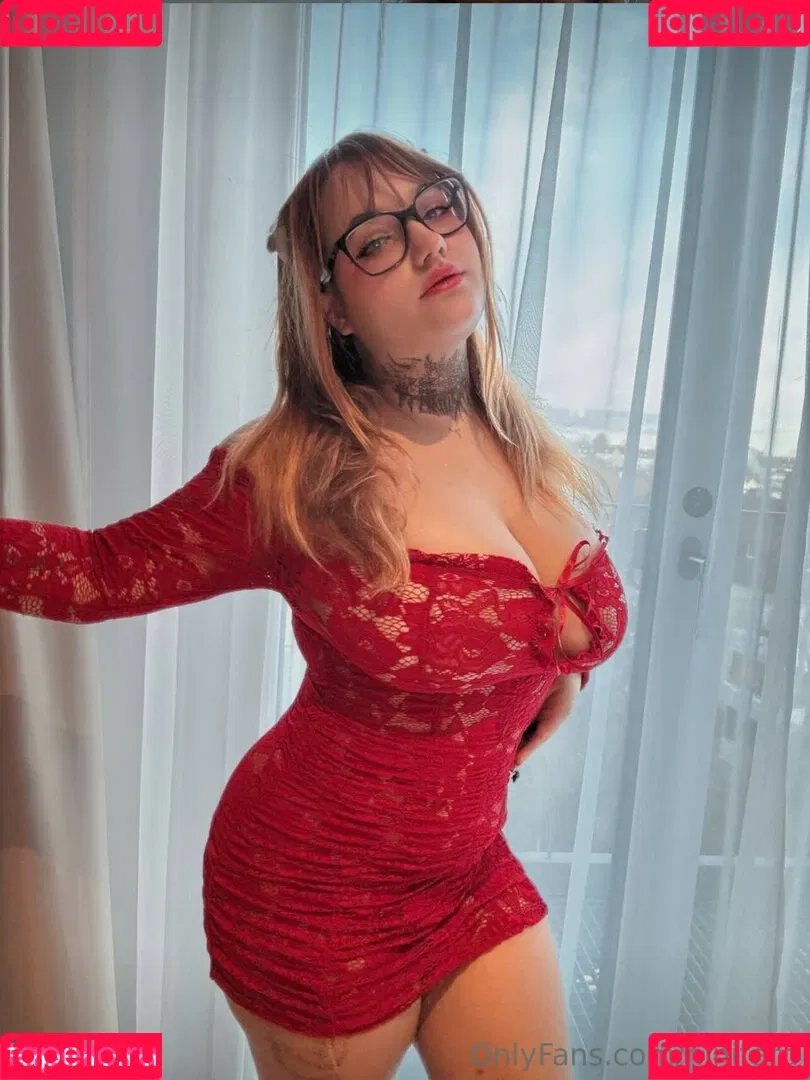 ninii / niniitard / ninitard Onlyfans Photo Gallery 