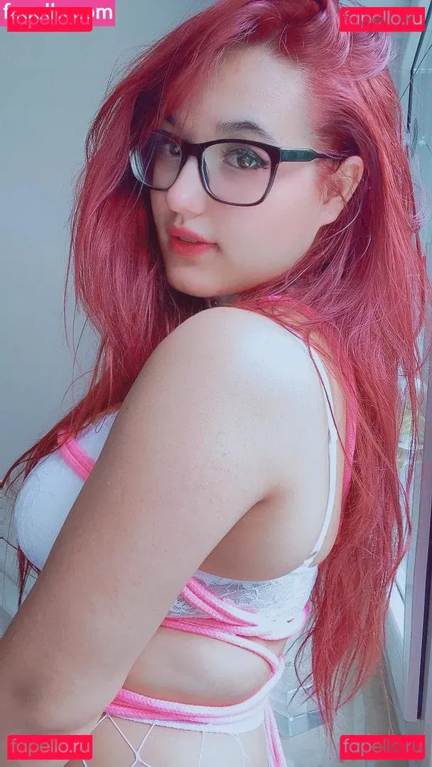 ninii / niniitard / ninitard Onlyfans Photo Gallery 