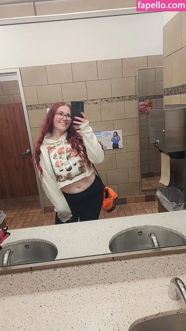 lilsunshine.official / lilsunshine12 Onlyfans Photo Gallery 