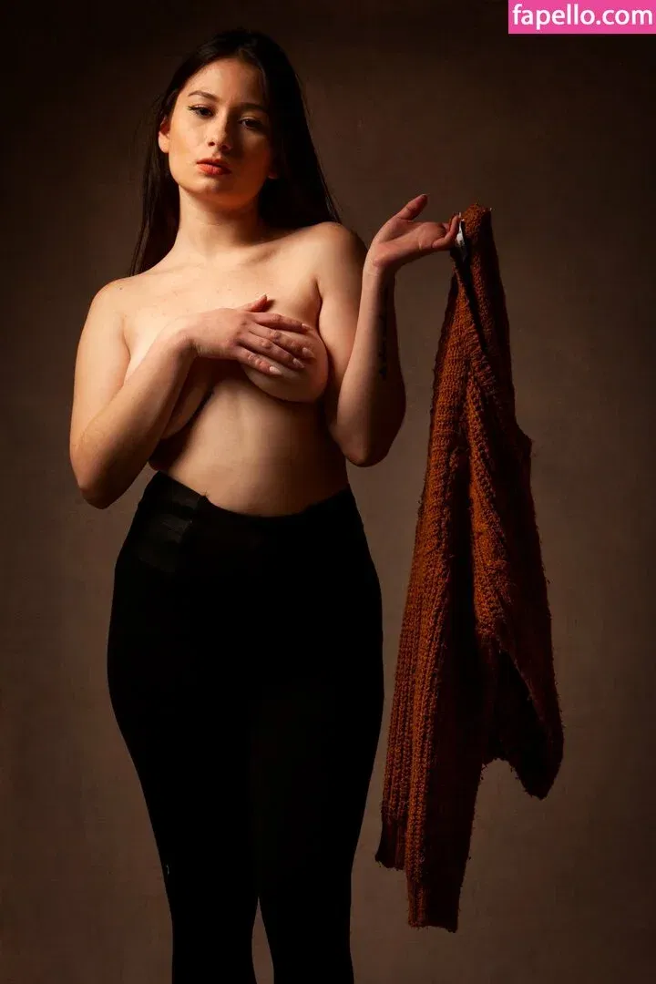 Kenia Queen Onlyfans Photo Gallery 