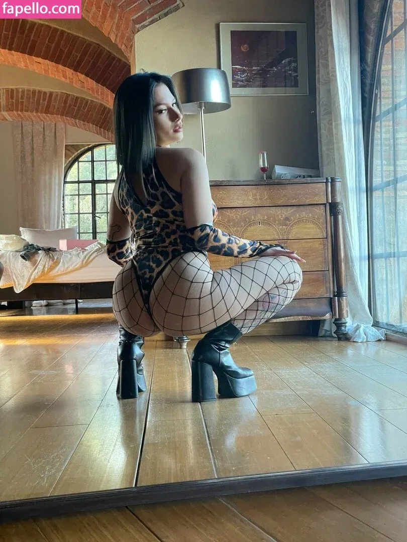 Kenia Queen Onlyfans Photo Gallery 