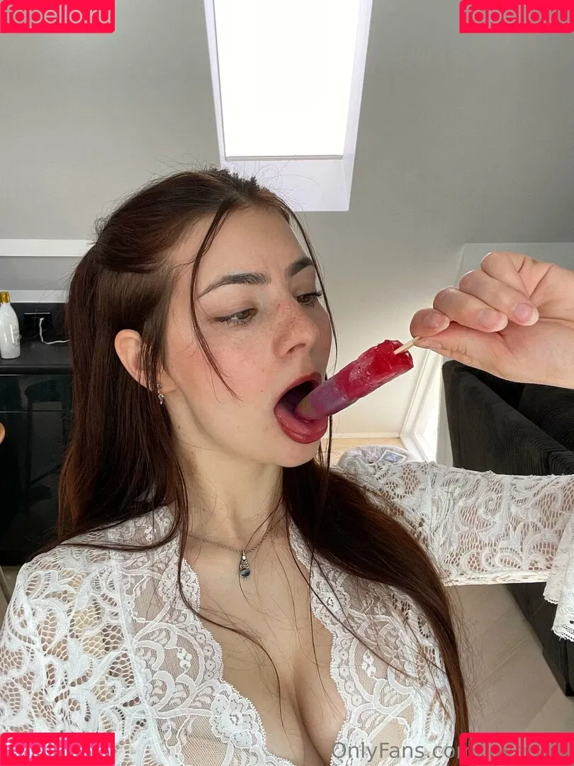 Laci Witton / LoverLaci / lover_laci Onlyfans Photo Gallery 