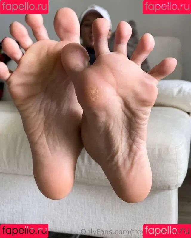 Freya Von Doom / Freya_Von_Doom / freyadoom Onlyfans Photo Gallery 