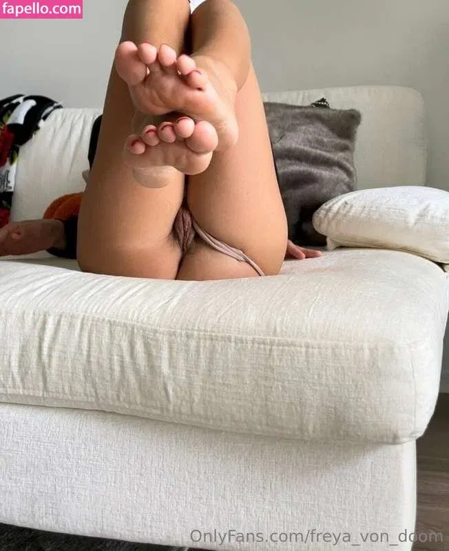 Freya Von Doom / Freya_Von_Doom / freyadoom Onlyfans Photo Gallery 
