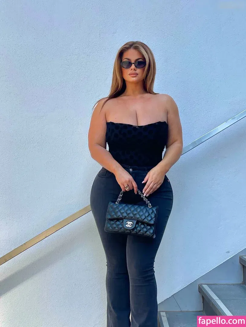 Hanna Wilperath / hannawilperath / maria4u Onlyfans Photo Gallery 