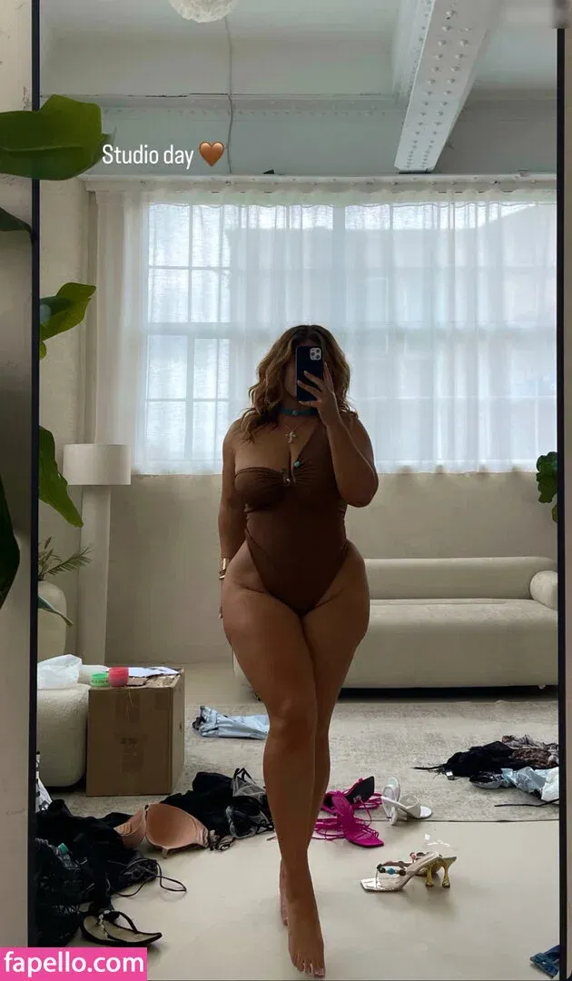 Hanna Wilperath / hannawilperath / maria4u Onlyfans Photo Gallery 