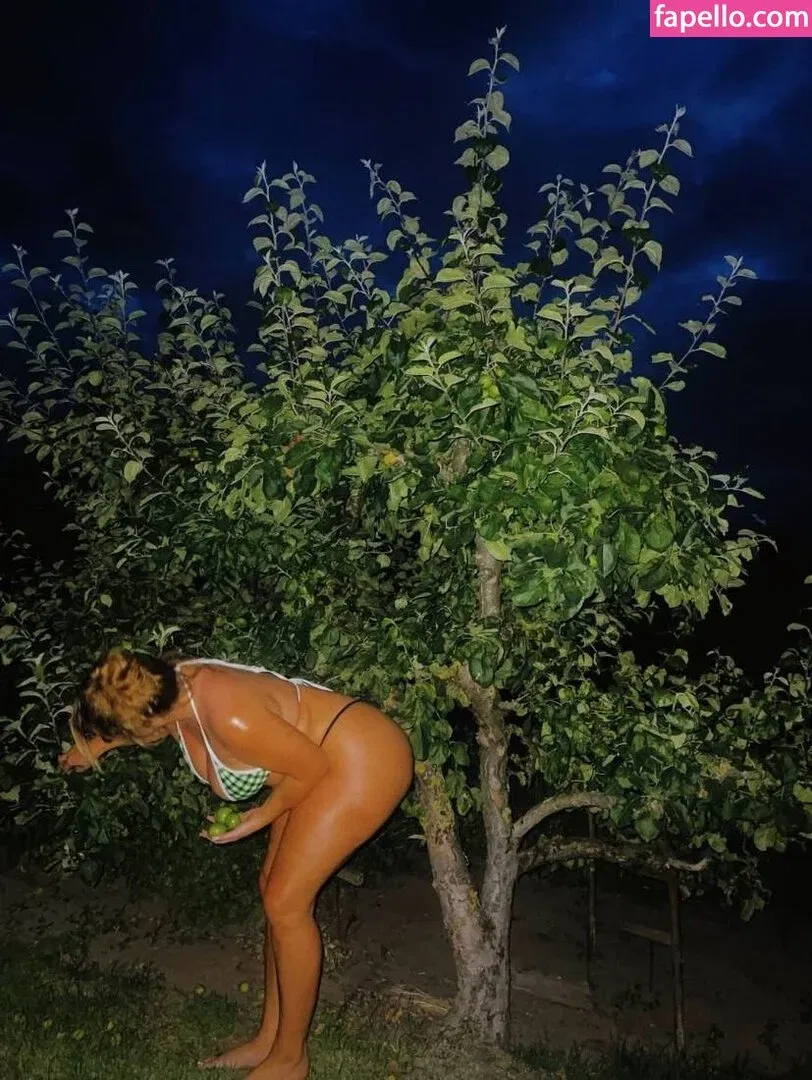 Hanna Wilperath / hannawilperath / maria4u Onlyfans Photo Gallery 