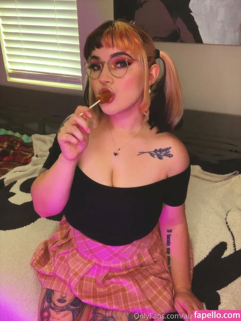 autumn_zoldyck / reformedcrazyex Onlyfans Photo Gallery 