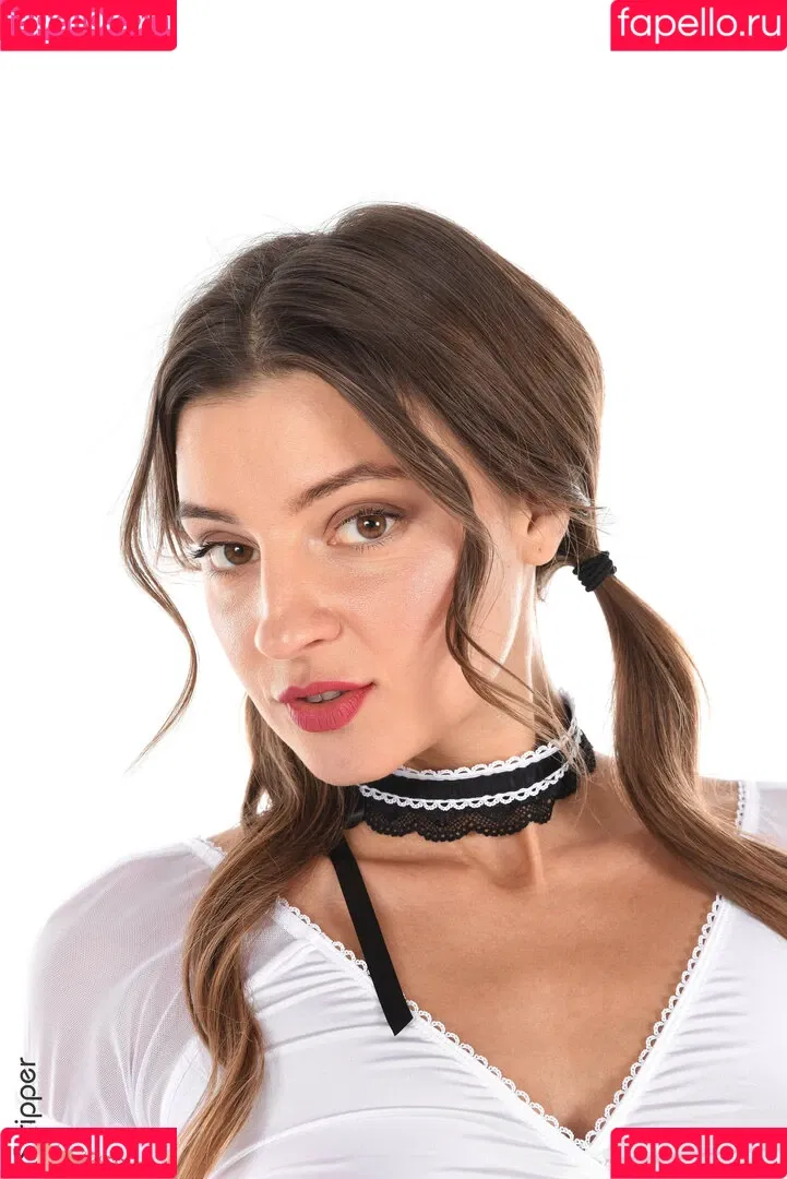 Melena Maria Rya / https: / melenamariarya / melenamariarya_ Onlyfans Photo Gallery 