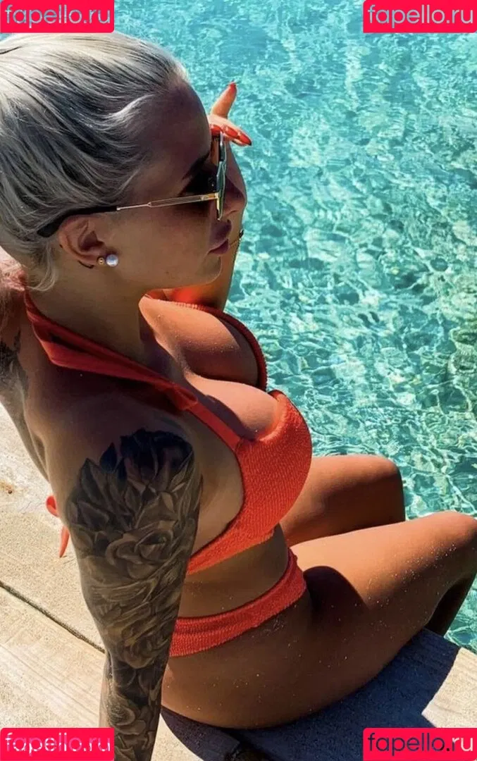 Carina Spack / carina_spack Onlyfans Photo Gallery 