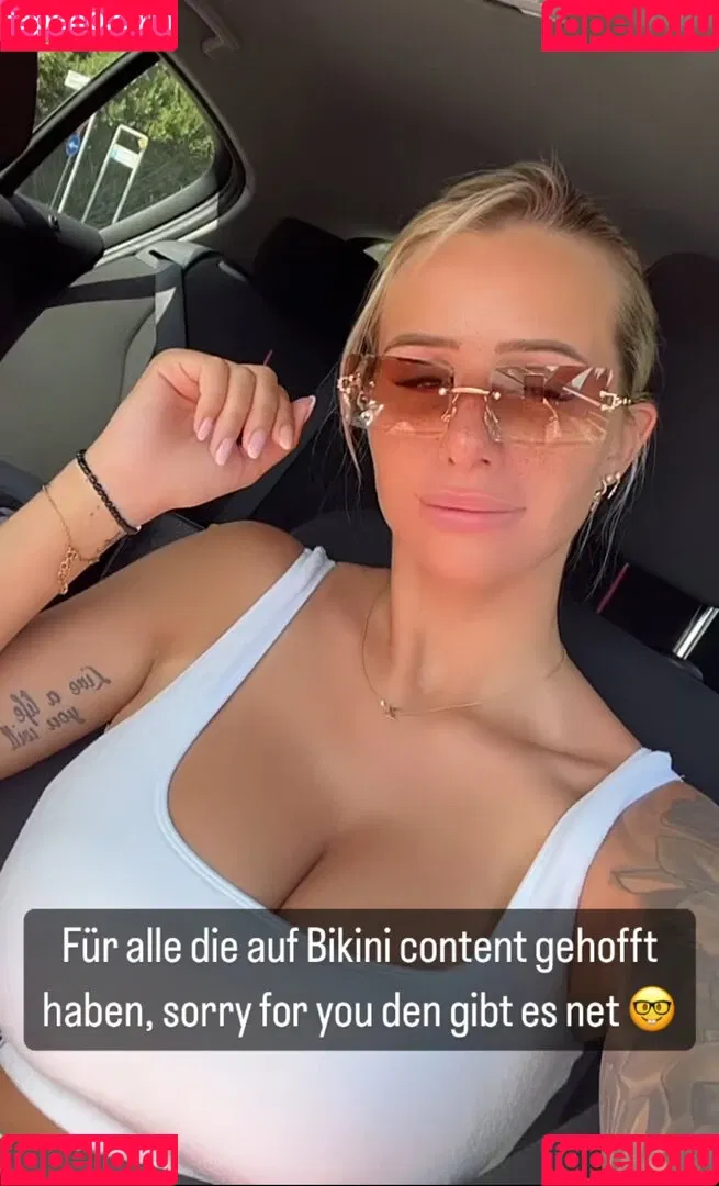 Carina Spack / carina_spack Onlyfans Photo Gallery 