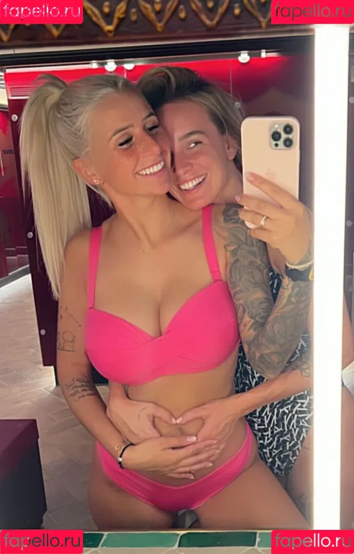 Carina Spack / carina_spack Onlyfans Photo Gallery 