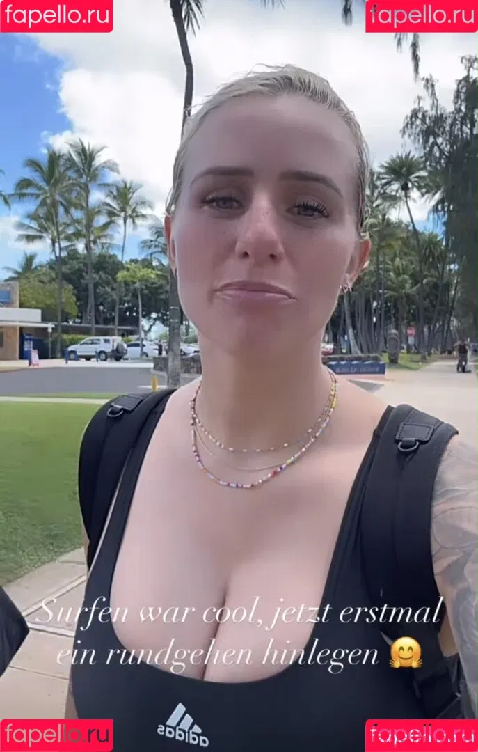 Carina Spack / carina_spack Onlyfans Photo Gallery 