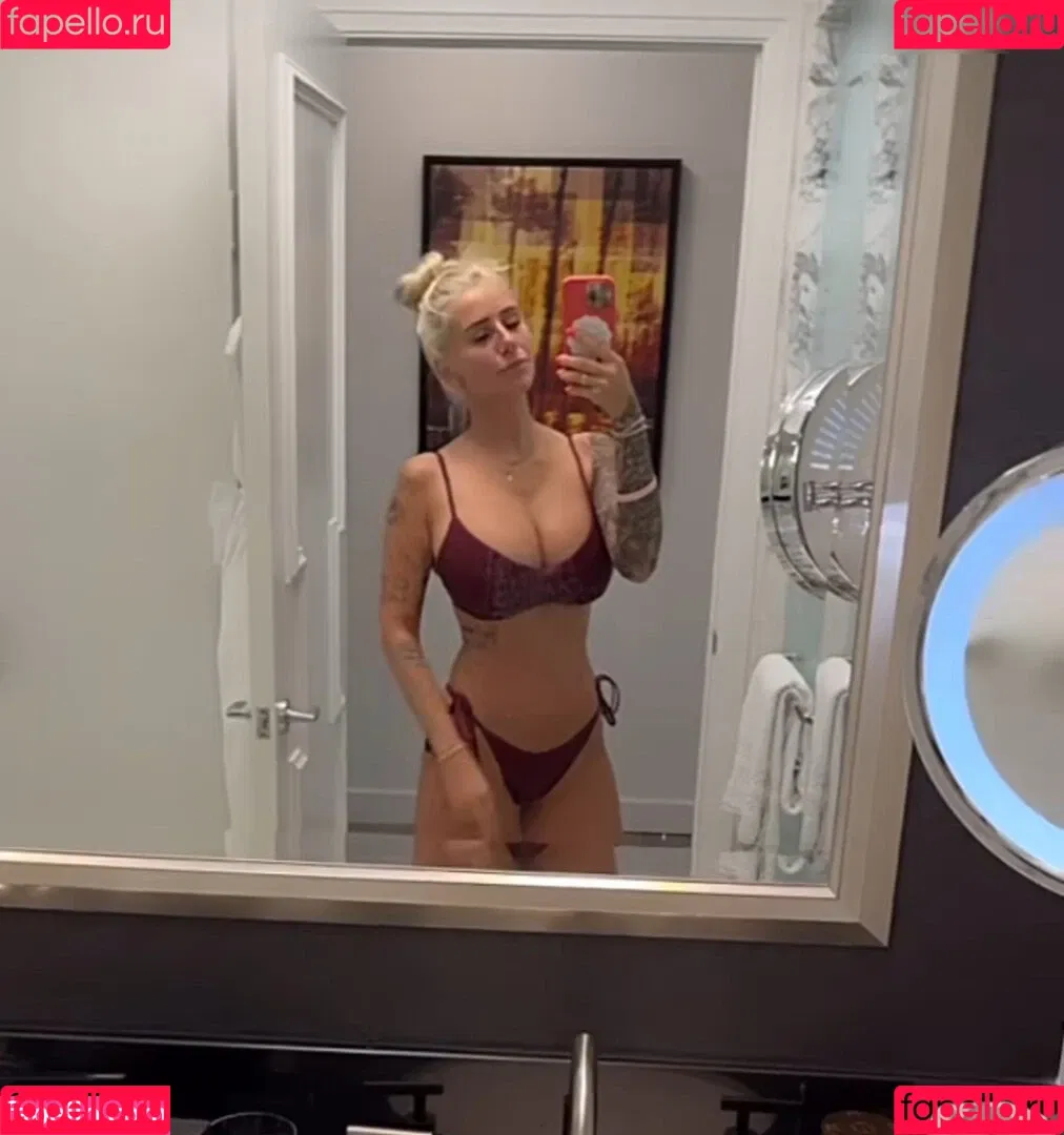Carina Spack / carina_spack Onlyfans Photo Gallery 