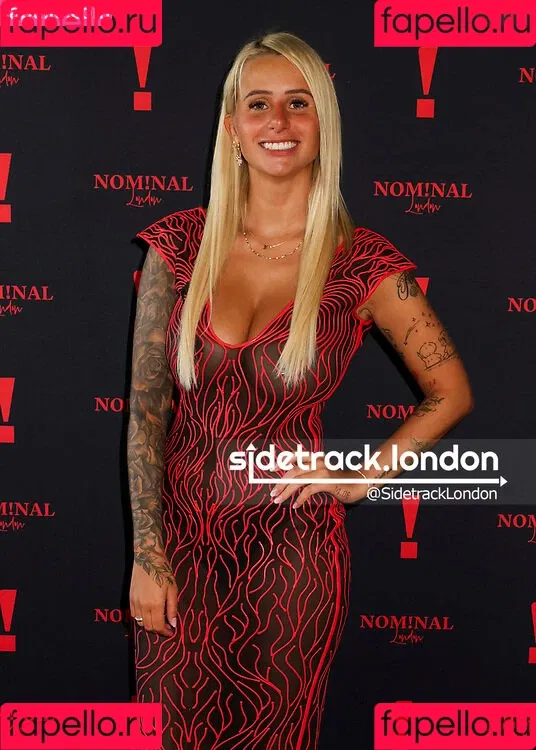 Carina Spack / carina_spack Onlyfans Photo Gallery 