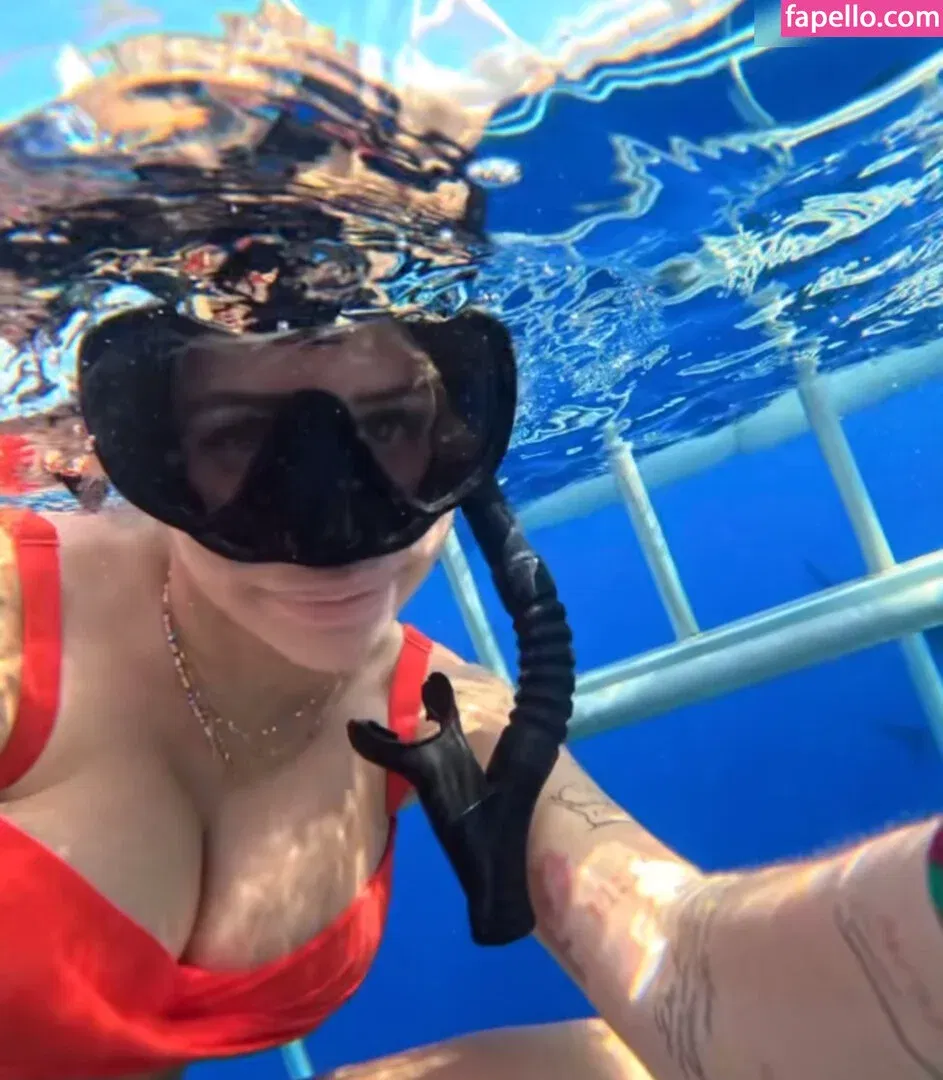 Carina Spack / carina_spack Onlyfans Photo Gallery 