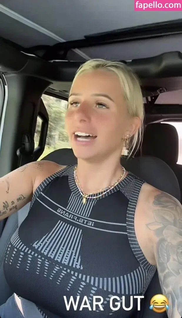 Carina Spack / carina_spack Onlyfans Photo Gallery 