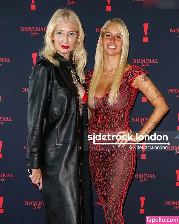 Carina Spack / carina_spack Onlyfans Photo Gallery 