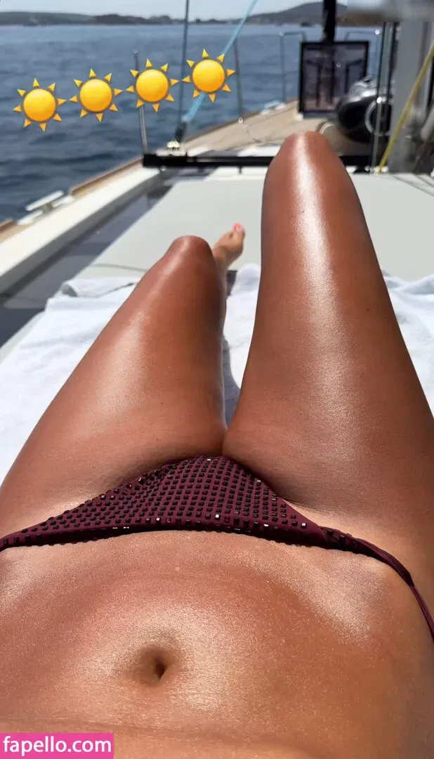 Carina Spack / carina_spack Onlyfans Photo Gallery 