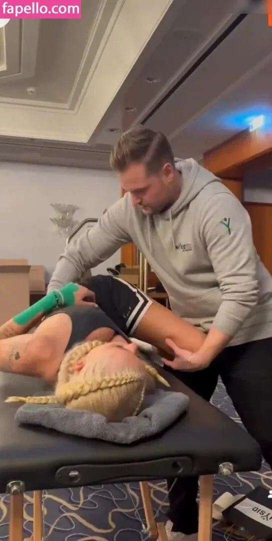 Carina Spack / carina_spack Onlyfans Photo Gallery 