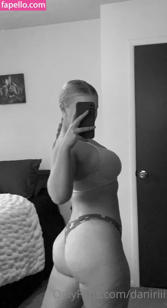 Daniriii Onlyfans Photo Gallery 