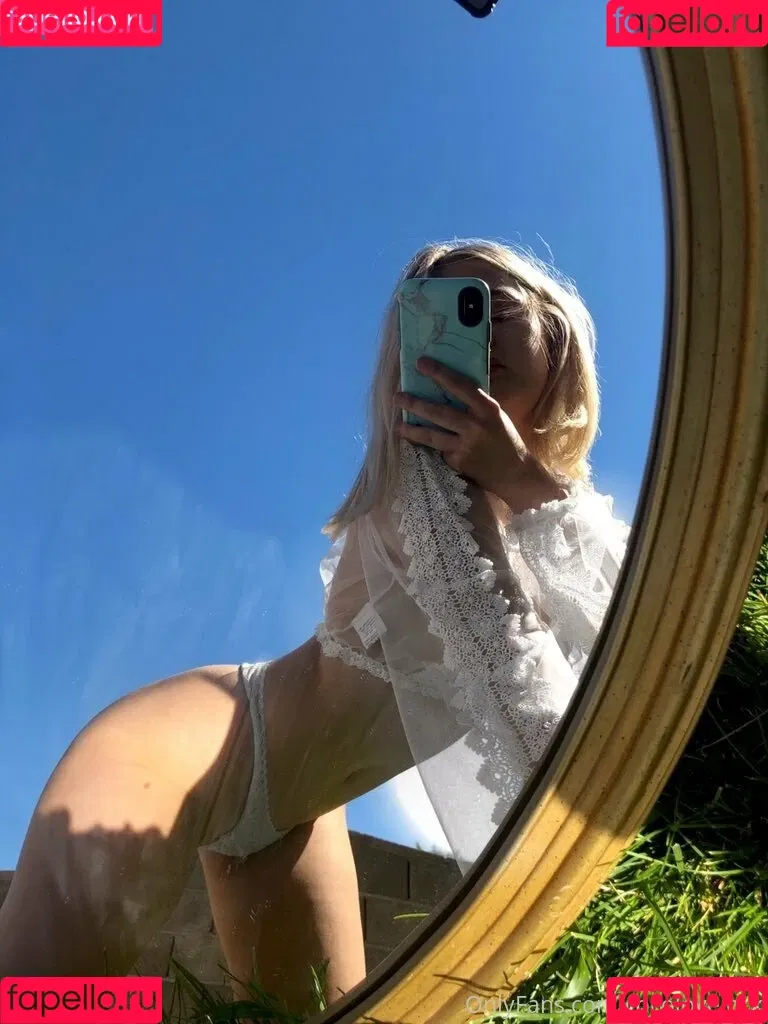 coco_lovelock2 / cocolovelock Onlyfans Photo Gallery 