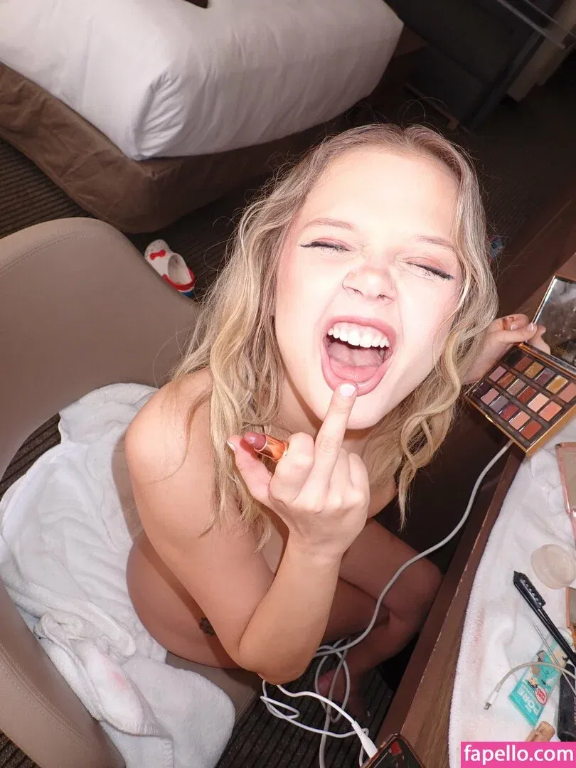 coco_lovelock2 / cocolovelock Onlyfans Photo Gallery 