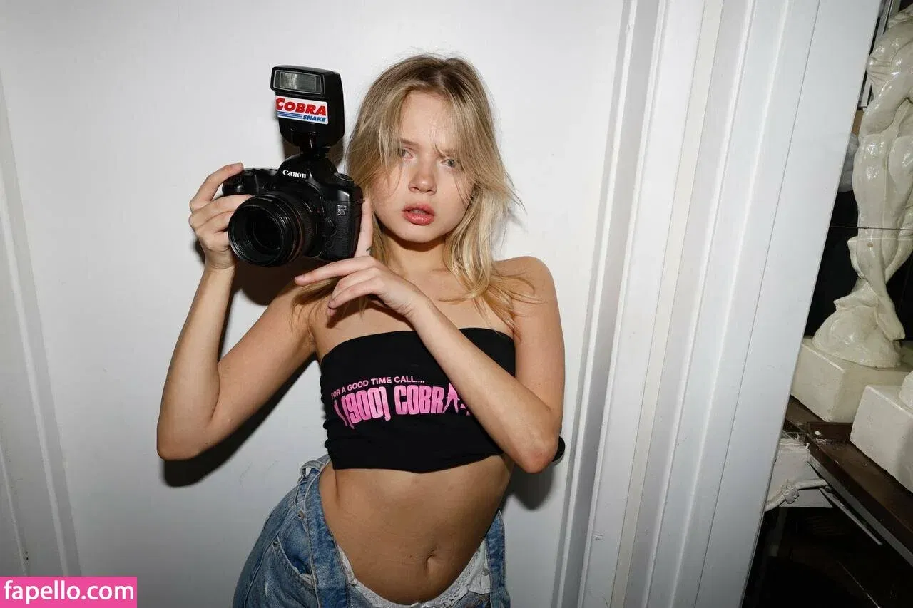 coco_lovelock2 / cocolovelock Onlyfans Photo Gallery 