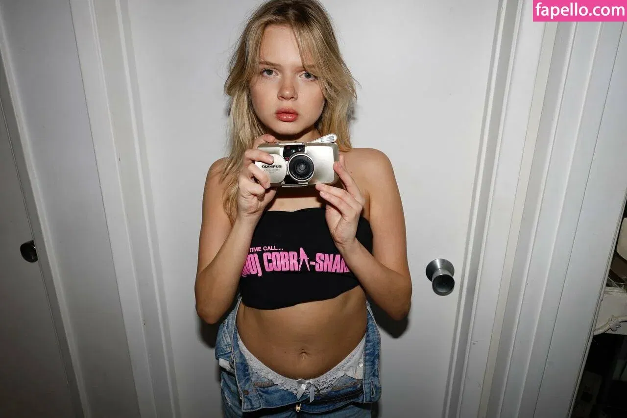 coco_lovelock2 / cocolovelock Onlyfans Photo Gallery 