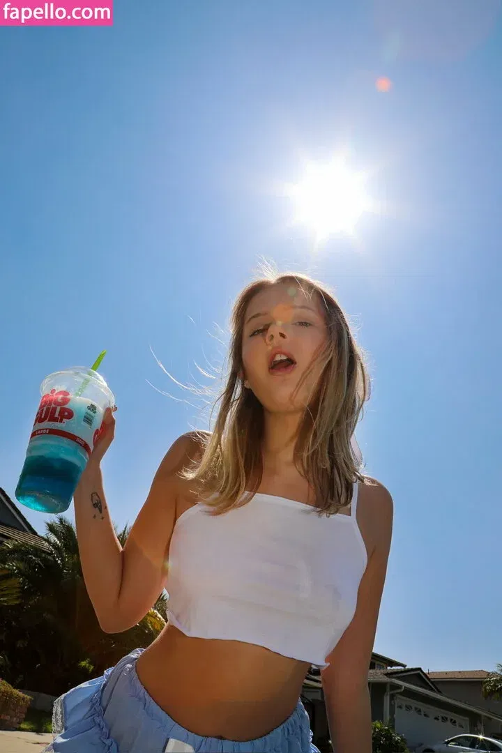 coco_lovelock2 / cocolovelock Onlyfans Photo Gallery 