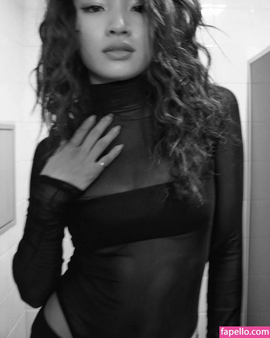 Anna Sawai / annasawai Onlyfans Photo Gallery 