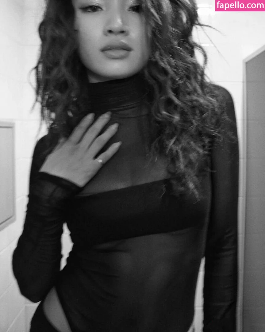 Anna Sawai / annasawai Onlyfans Photo Gallery 