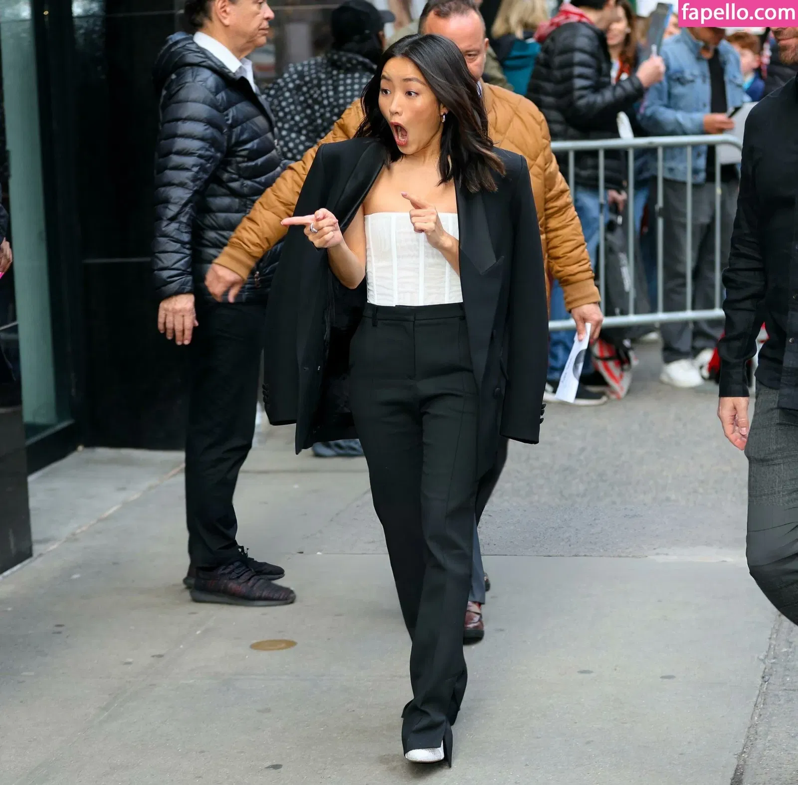 Anna Sawai / annasawai Onlyfans Photo Gallery 