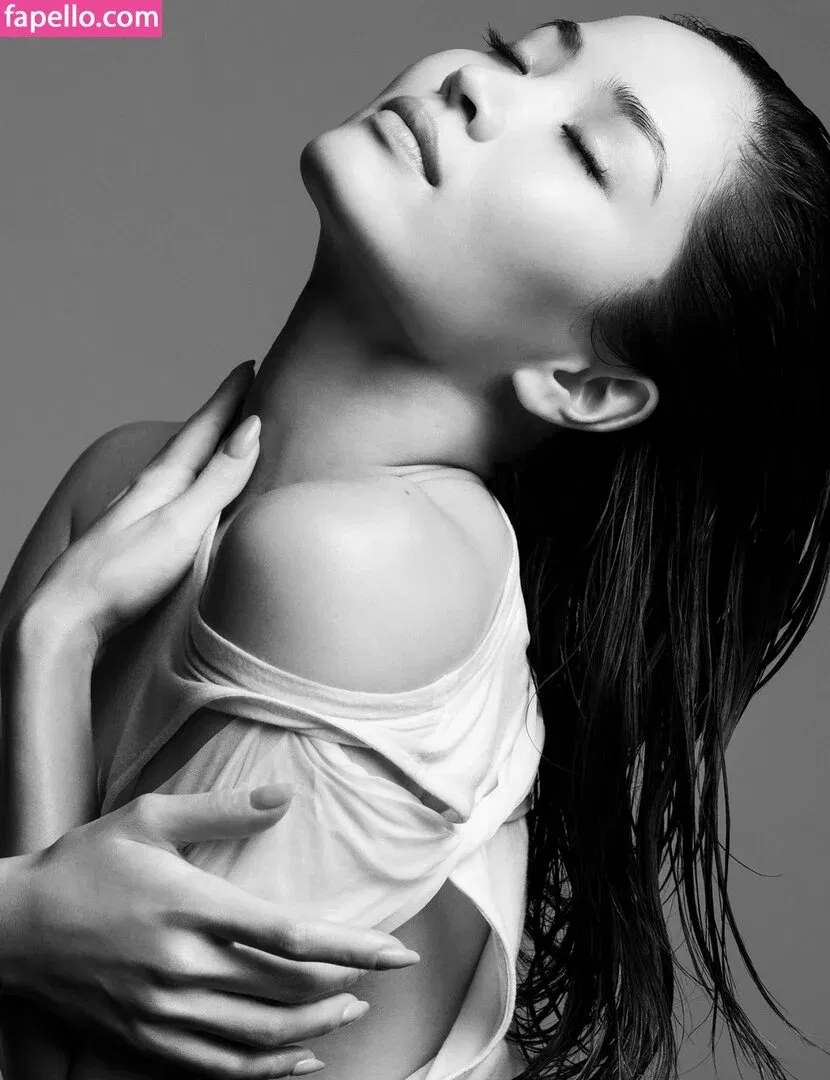 Anna Sawai / annasawai Onlyfans Photo Gallery 