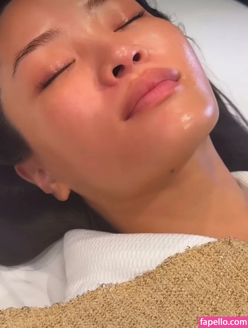 Anna Sawai / annasawai Onlyfans Photo Gallery 