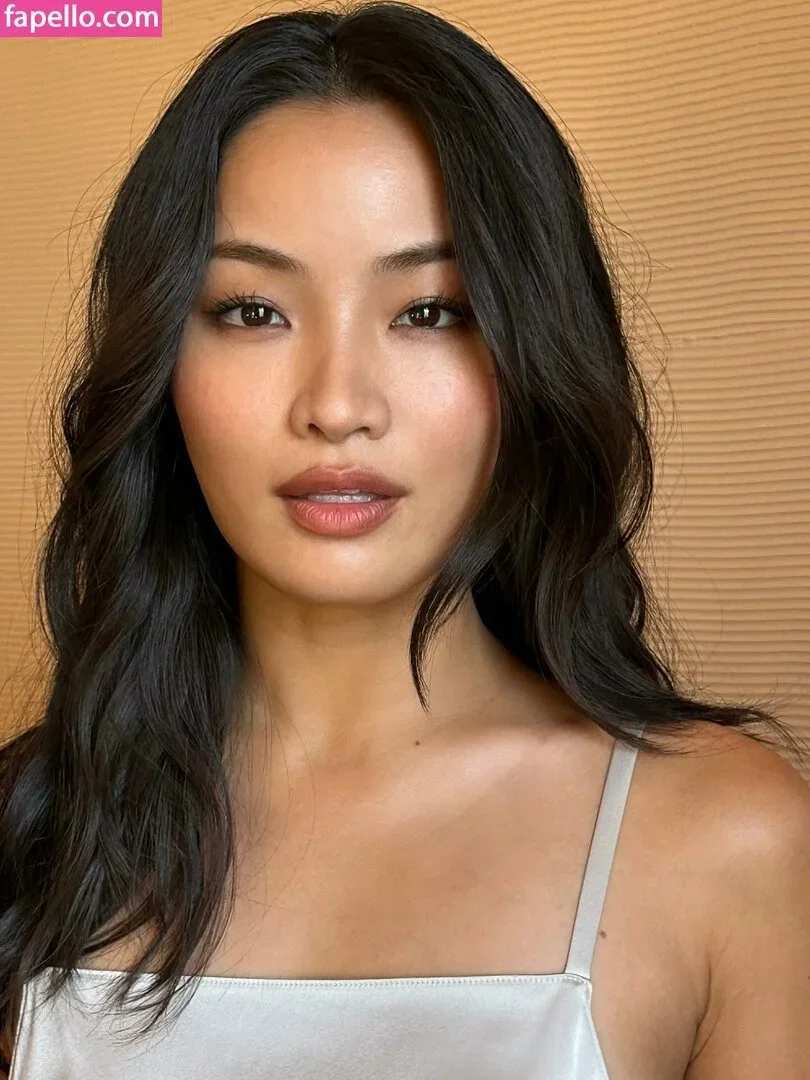 Anna Sawai / annasawai Onlyfans Photo Gallery 