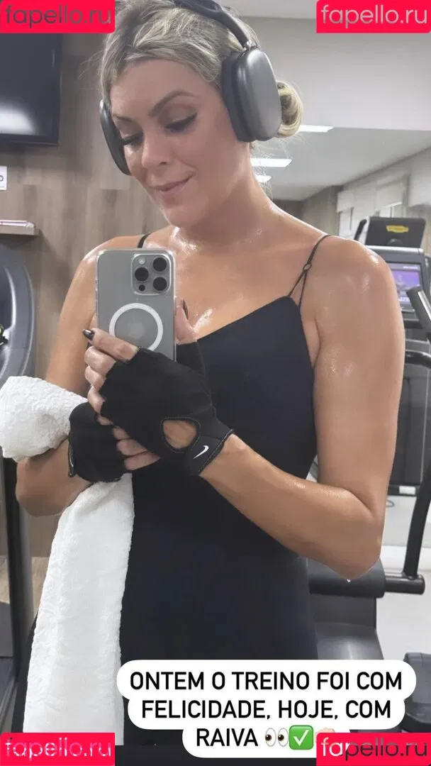 Renata Fan / renatafan Onlyfans Photo Gallery 