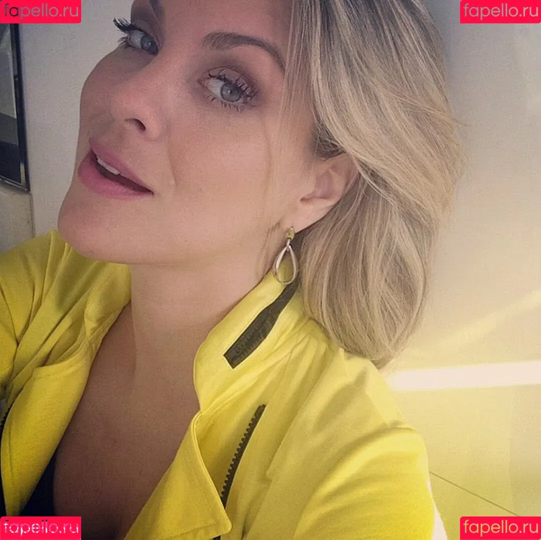 Renata Fan / renatafan Onlyfans Photo Gallery 