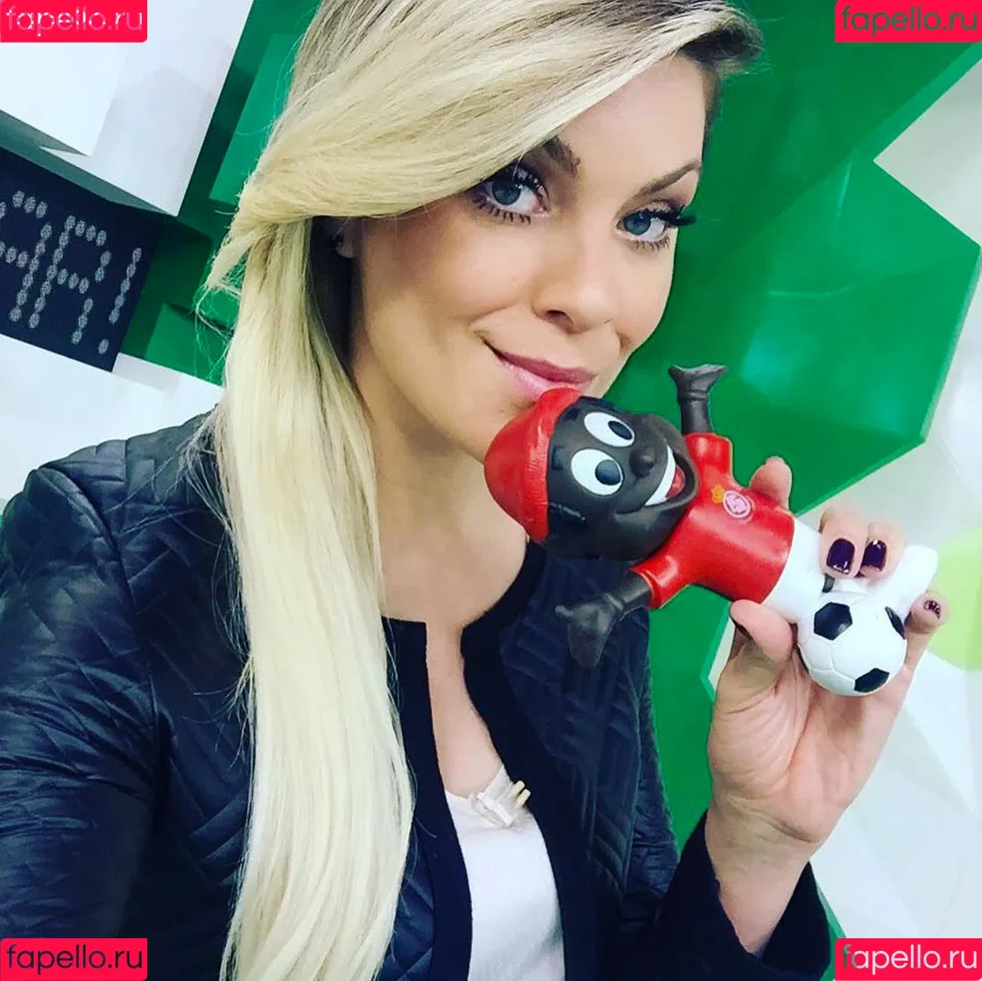Renata Fan / renatafan Onlyfans Photo Gallery 