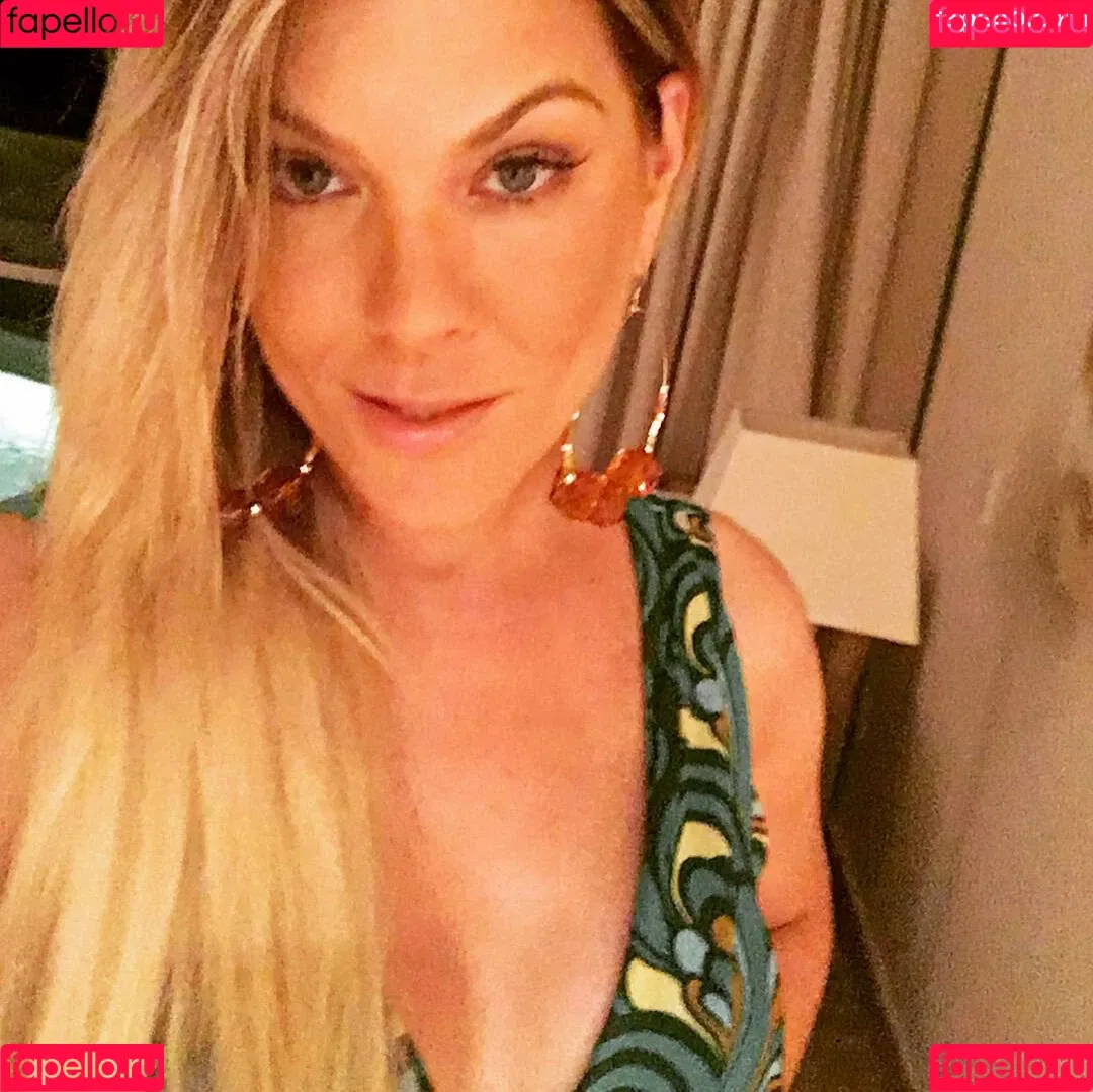 Renata Fan / renatafan Onlyfans Photo Gallery 