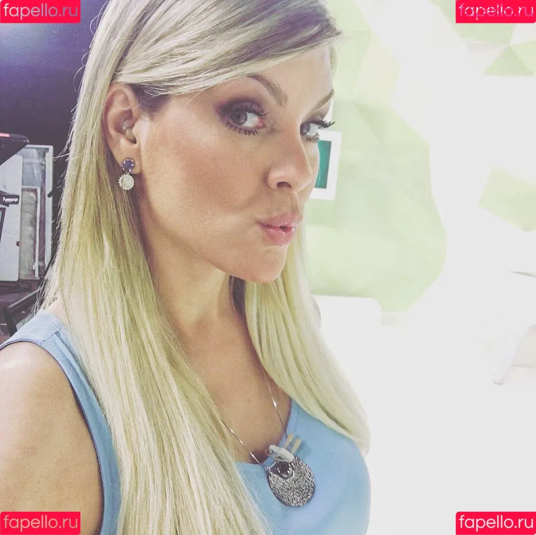 Renata Fan / renatafan Onlyfans Photo Gallery 