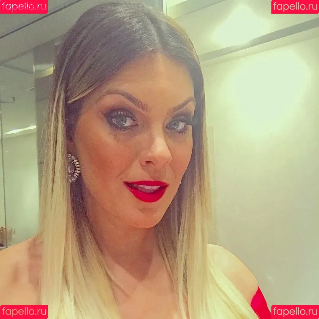 Renata Fan / renatafan Onlyfans Photo Gallery 