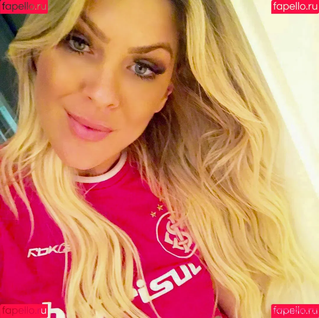 Renata Fan / renatafan Onlyfans Photo Gallery 