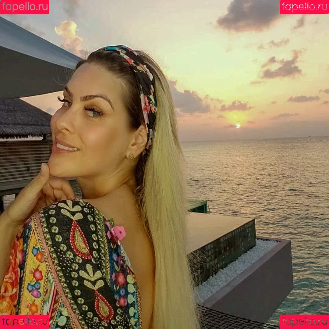 Renata Fan / renatafan Onlyfans Photo Gallery 