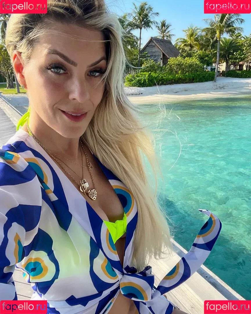 Renata Fan / renatafan Onlyfans Photo Gallery 