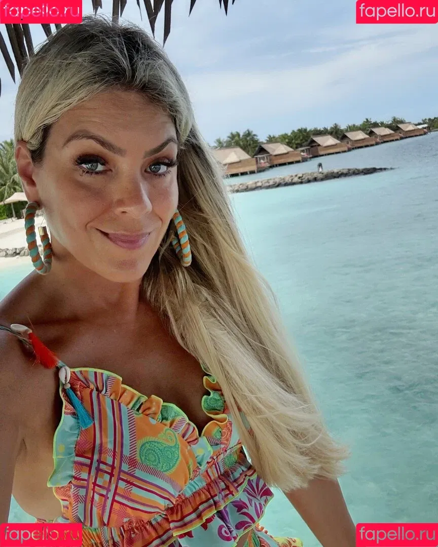 Renata Fan / renatafan Onlyfans Photo Gallery 