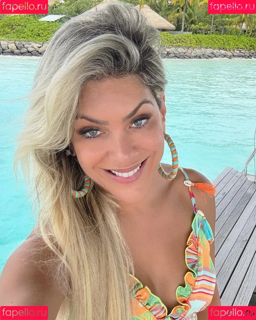 Renata Fan / renatafan Onlyfans Photo Gallery 